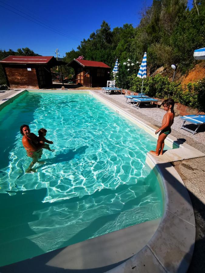 Vacanzamaredue 2 Residence Marina di Campo Exteriör bild