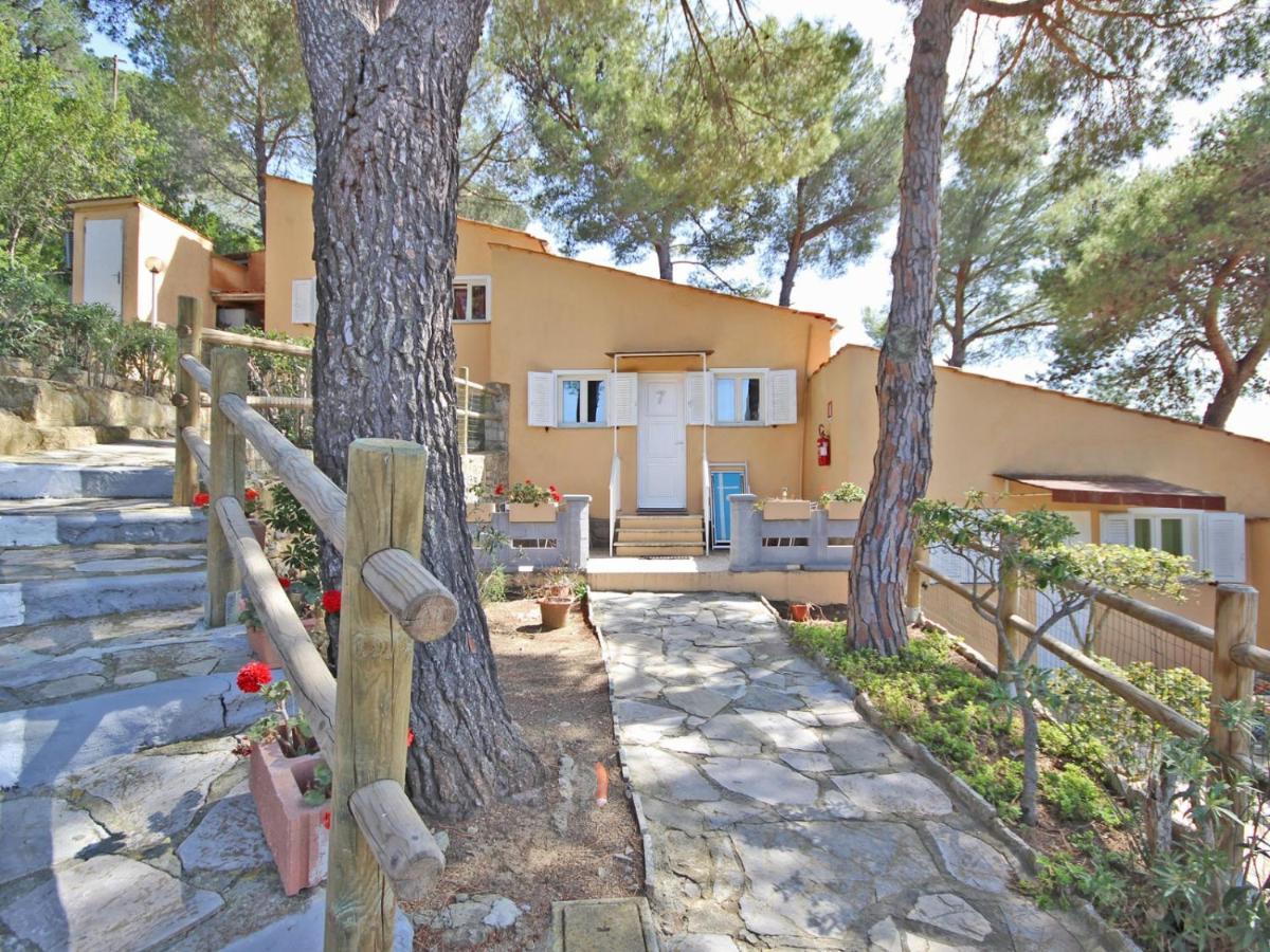Vacanzamaredue 2 Residence Marina di Campo Exteriör bild
