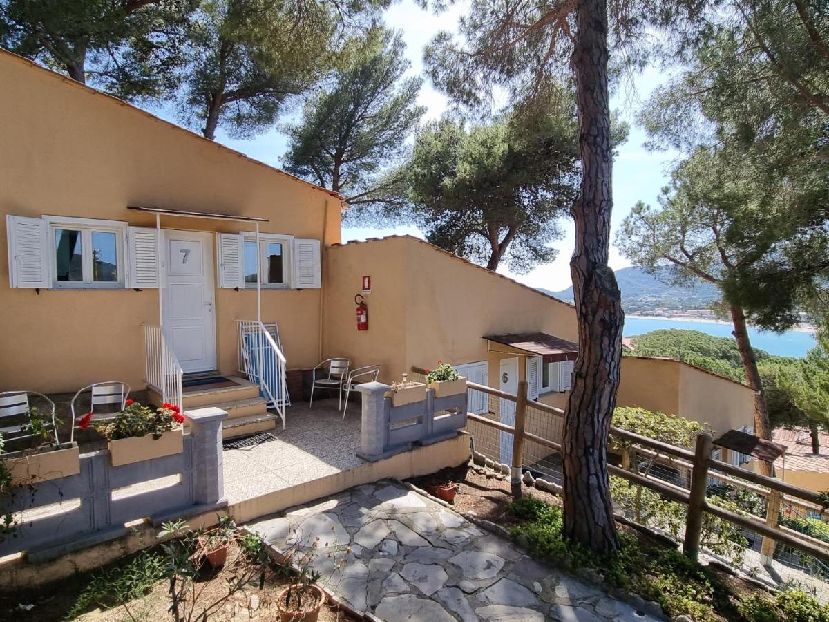 Vacanzamaredue 2 Residence Marina di Campo Exteriör bild