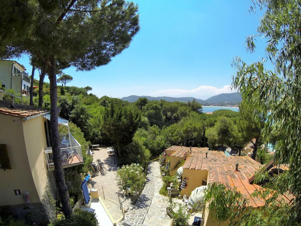 Vacanzamaredue 2 Residence Marina di Campo Exteriör bild